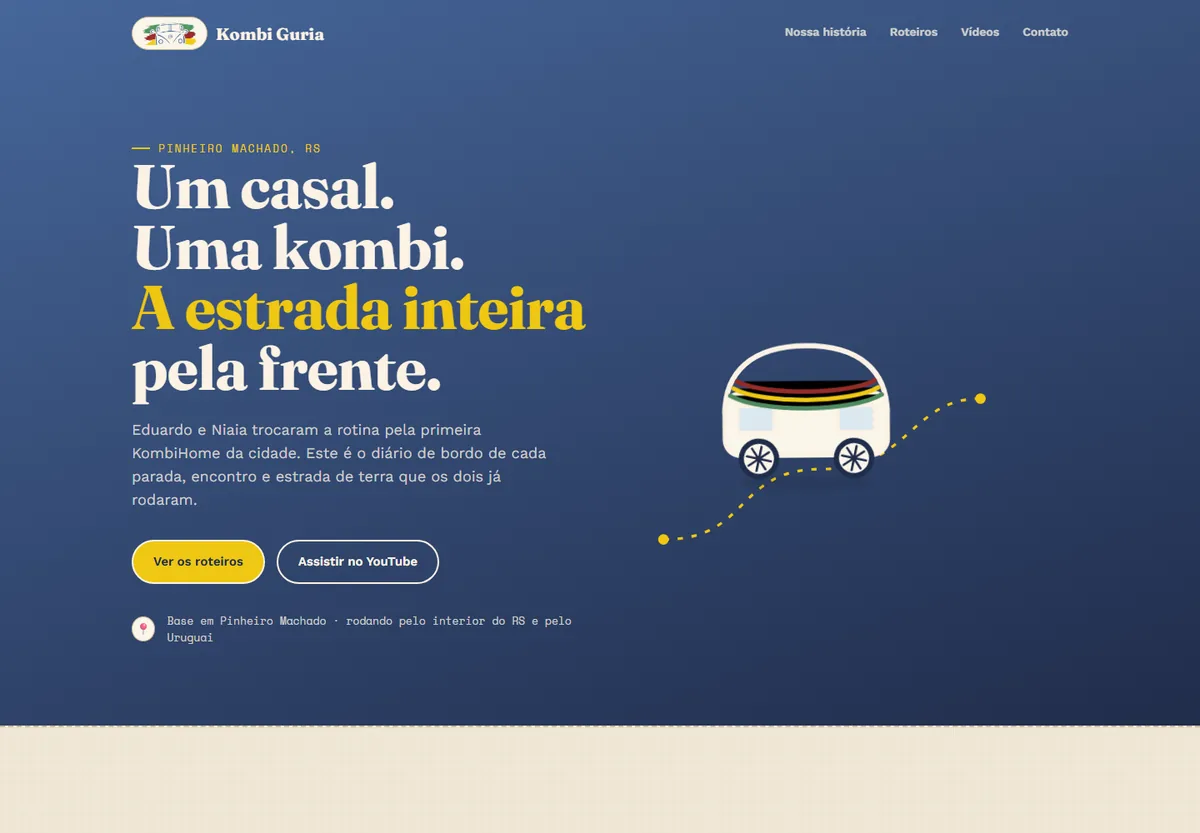 Página inicial do site Kombi Guria: fundo azul-noite, título em serifa branca e amarela e uma ilustração de kombi seguindo uma estrada pontilhada.
